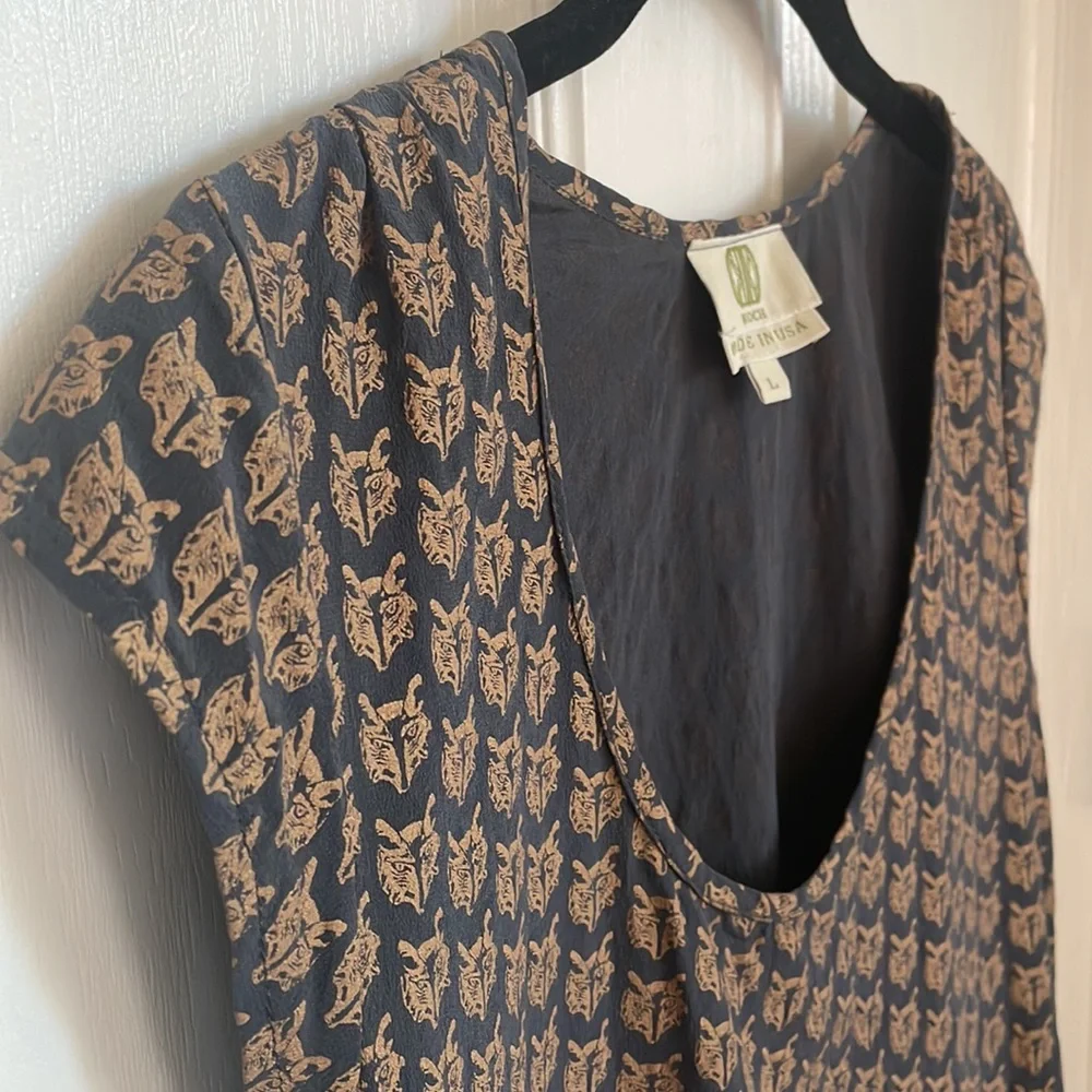 KOCH, Silk Gold Fox Tank Top Blouse, L - Picture 8 of 10